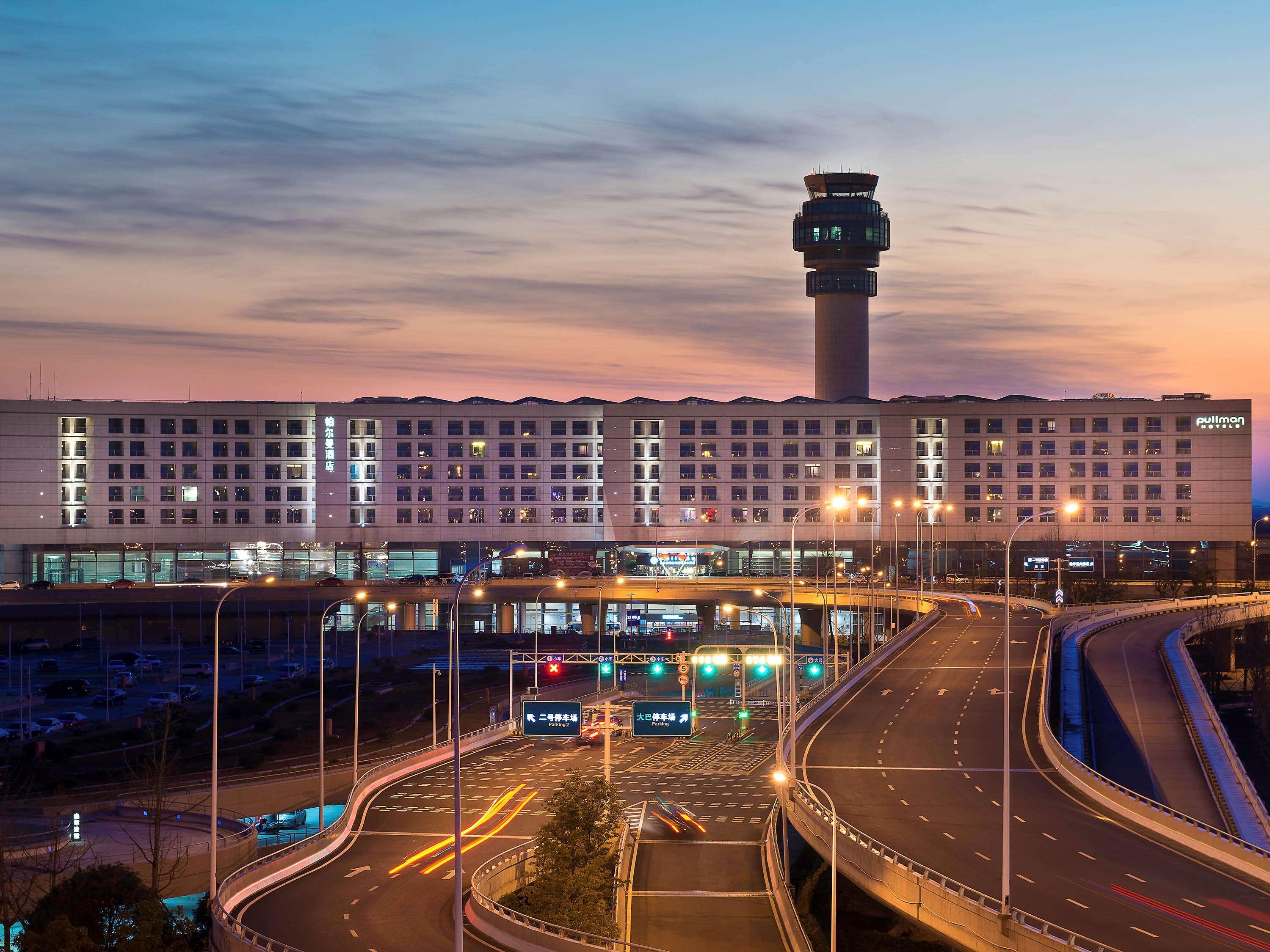 Pullman Nanjing Lukou Airport Hotel Exterior photo